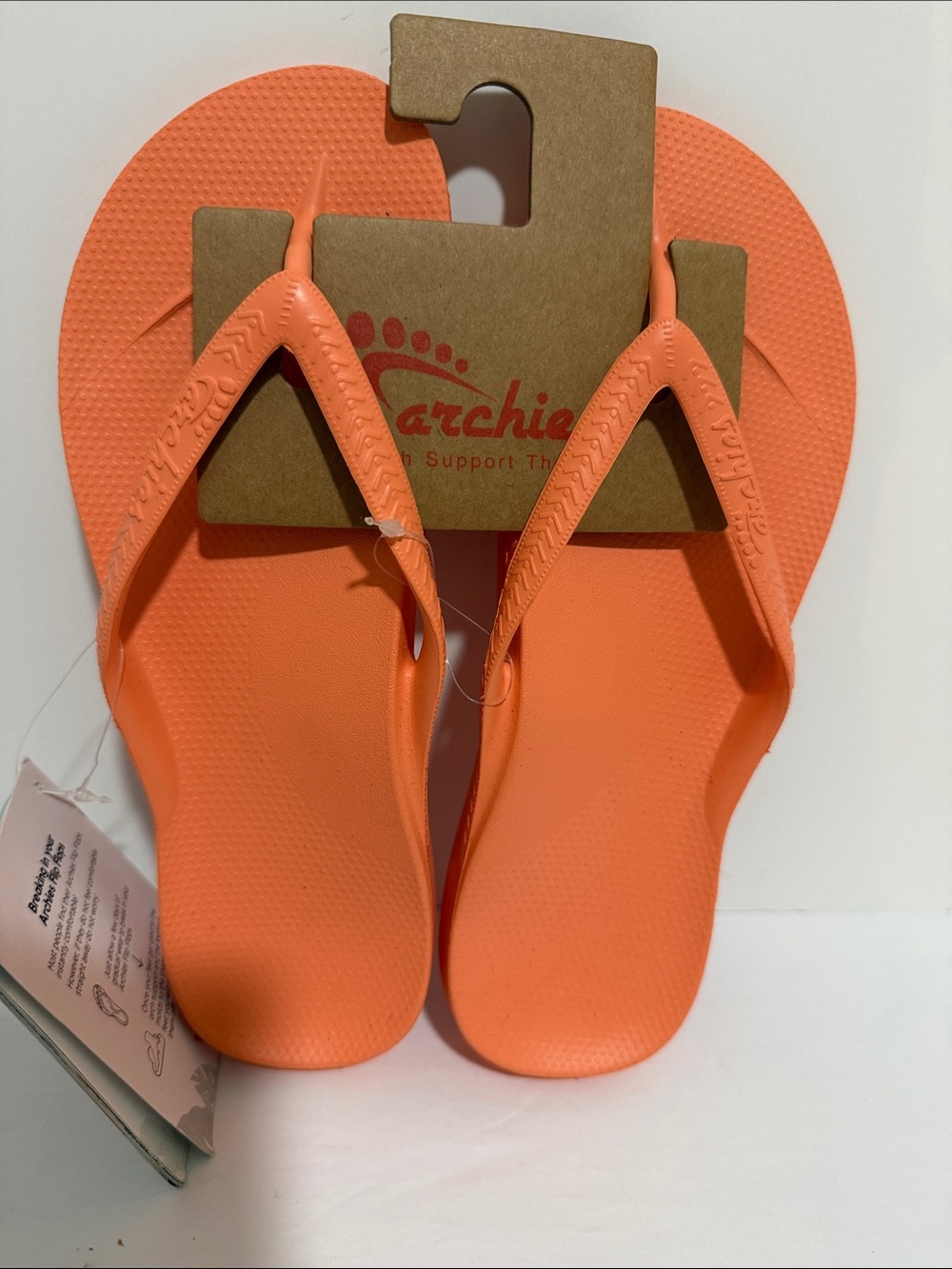 Archie’s Women's Unisex Orange Supportive Flip Flops Women’s Size 5